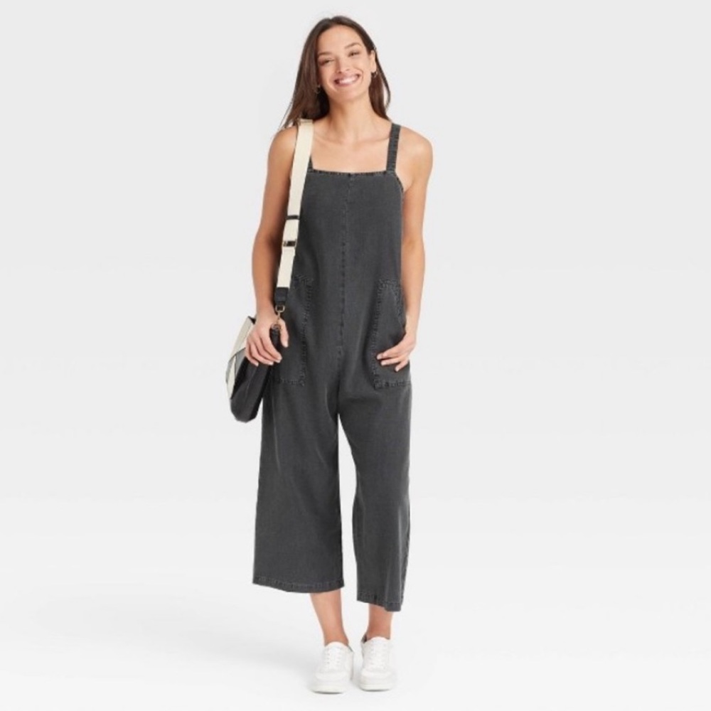 NWT Utility Cropped Jumpsuit